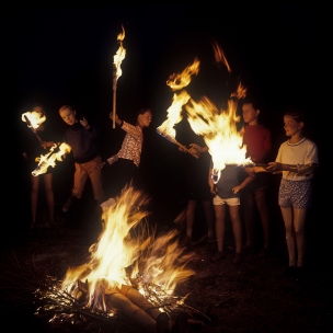 1977
Summer Camp
The Torchs.

1977
Les grandes vacances
Les Torches.

Bernard Faucon / Agence VU