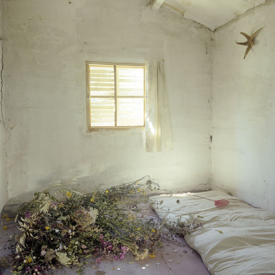 France, 1986The BedroomsSerie "The Rooms of Love"The 19th Bedroom of Love France, 1986Les chambresSÈrie "Les chambres d'amour"La Dix-neuviËme Chambre d'amourBernard Faucon / Agence VU