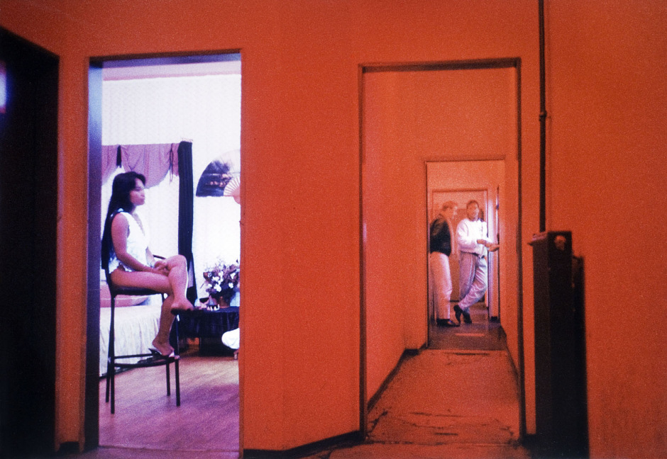 Germanie, Frankfurt, 1992From the series "Infertile Madonnas".Allemagne, Francfort, 1992Issue de la sÈrie "Madonnes infertiles".Jean-Christian Bourcart / Agence VU