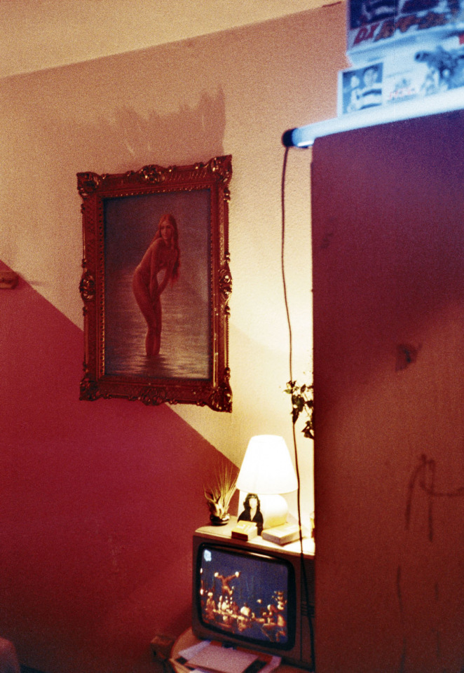Germanie, Frankfurt, 1992From the series "Infertile Madonnas".Allemagne, Francfort, 1992Issue de la sÈrie "Madonnes infertiles".Jean-Christian Bourcart / Agence VU