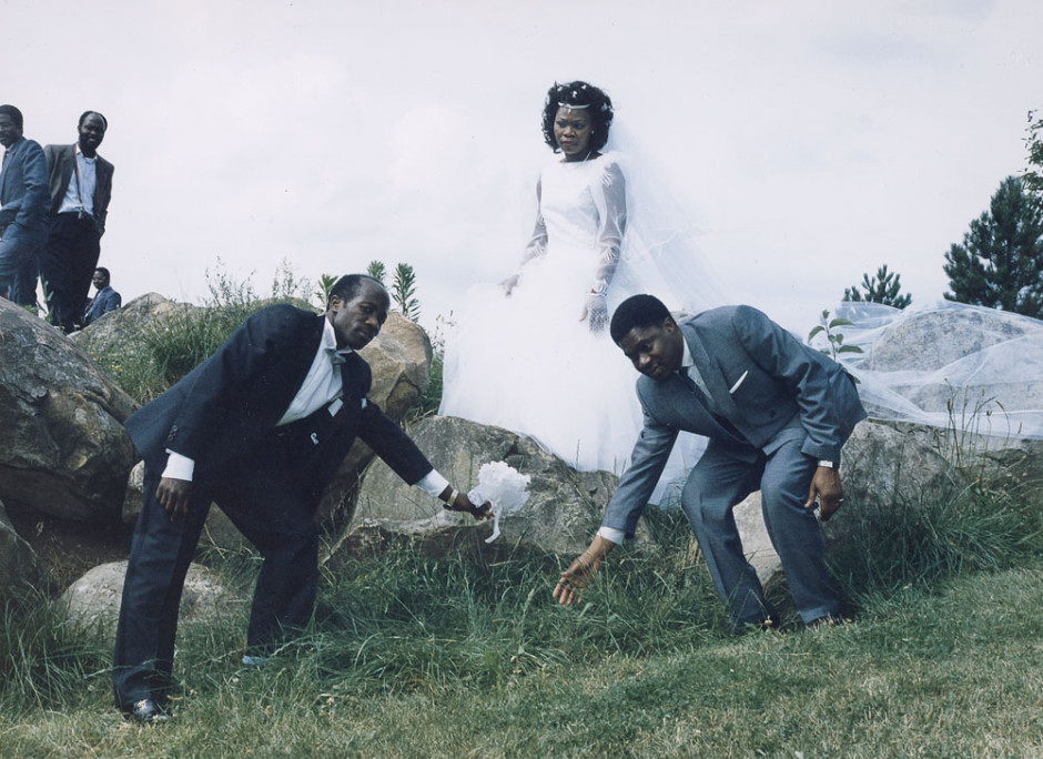 France, 1995From the series "Weddings".Trio.France, 1995Issue de la série "'Mariages".Trio.Jean-Christian Bourcart / Agence VU