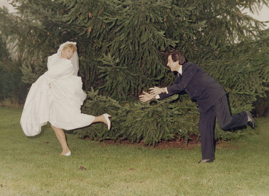 France, 1995From the series "Weddings".France, 1995Issue de la série "'Mariages".Jean-Christian Bourcart / Agence VU