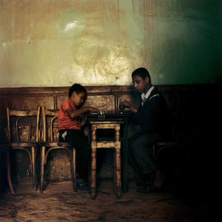 Egypt, Cairo, 1994Domino playersEgypte, Le Caire, 1994Joueur de domino  Denis Dailleux / Agence VU