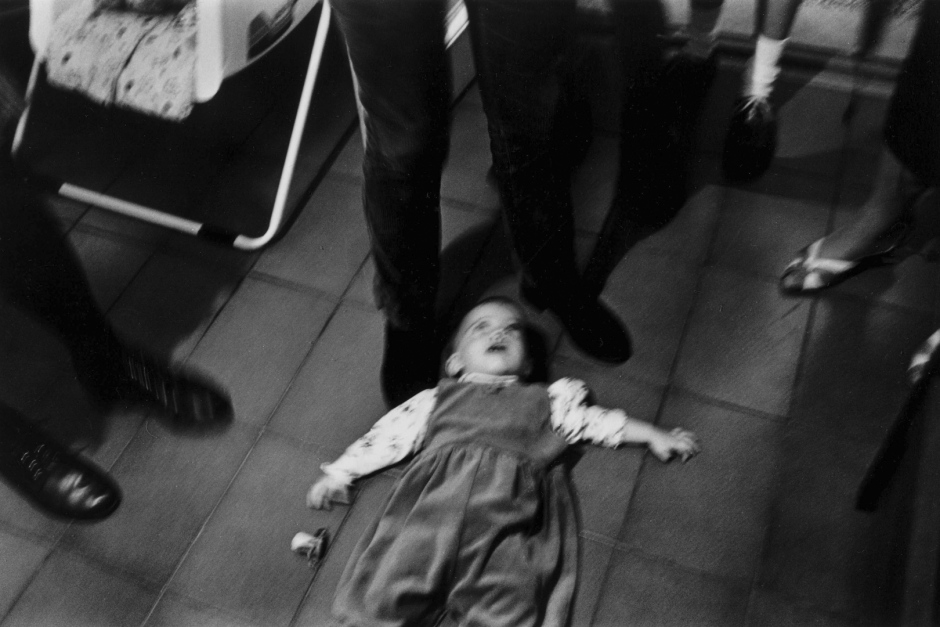 Argentina, 1998"Amours Difficiles" (Hard love stories)Four stories of mothers and daughters. Eugenia and Violeta.Argentine, 1998"Amours Difficiles"4 Histoires de mËres et de flles. Eugenia et Violeta.© Adriana Lestido / Agence VU