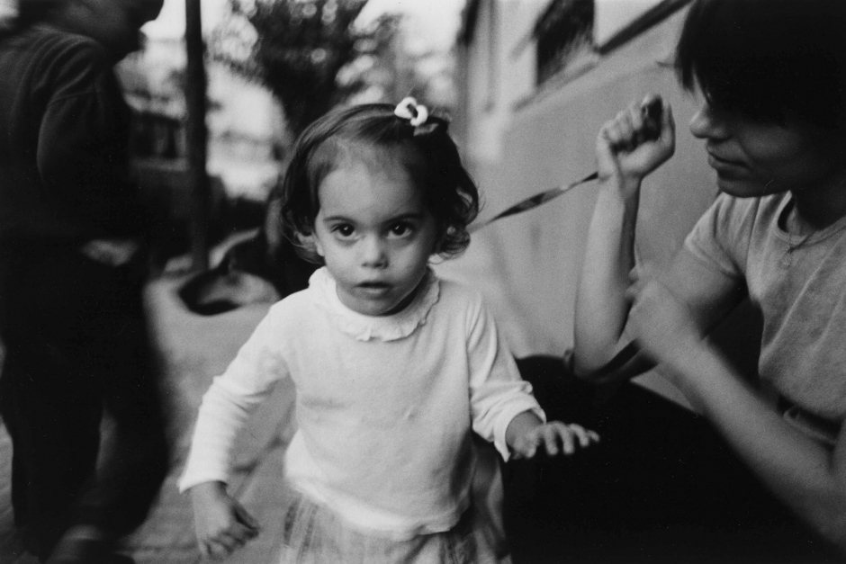 Argentina, 1998"Amours Difficiles" (Hard love stories)Four stories of mothers and daughters. Eugenia and Violeta.Argentine, 1998"Amours Difficiles"4 Histoires de mËres et de flles. Eugenia et Violeta.© Adriana Lestido / Agence VU