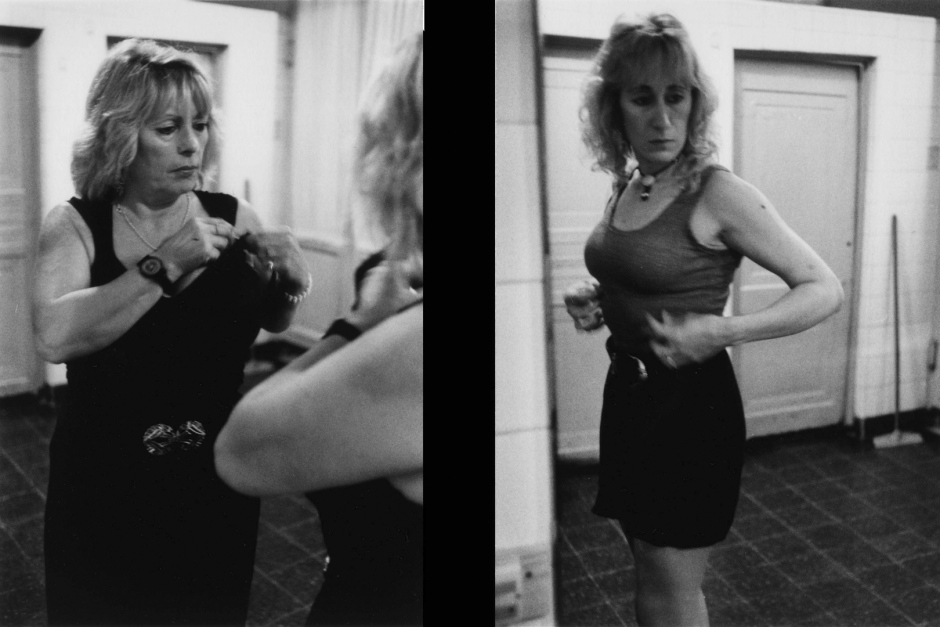 Argentina, 1998"Amours Difficiles" (Hard love stories)Four stories of mothers and daughters. Mary and Estela.Argentine, 1998"Amours Difficiles"4 Histoires de mËres et de flles. Mary et Estela.© Adriana Lestido / Agence VU