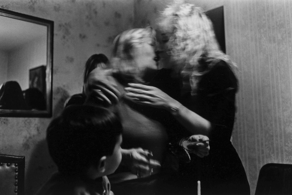 Argentina, 1998"Amours Difficiles" (Hard love stories)Four stories of mothers and daughters. Mary and Estela.Argentine, 1998"Amours Difficiles"4 Histoires de mËres et de flles. Mary et Estela.© Adriana Lestido / Agence VU