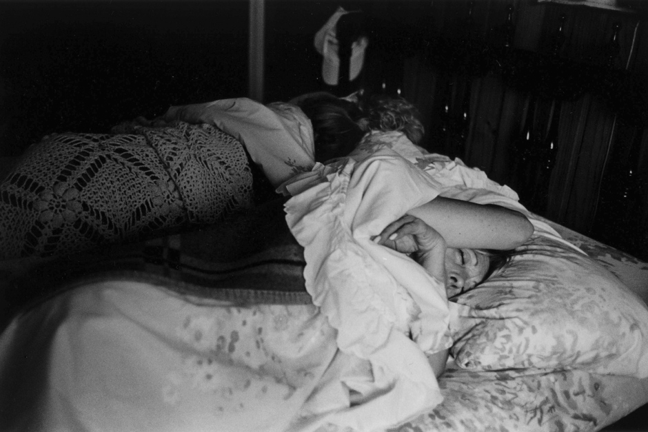 Argentina, 1998"Amours Difficiles" (Hard love stories)Four stories of mothers and daughters. Mary and Estela.Argentine, 1998"Amours Difficiles"4 Histoires de mËres et de flles. Mary et Estela.© Adriana Lestido / Agence VU