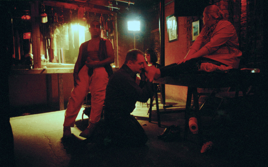 1998-2001From the series "Forbidden City".Swinging club scene between Paris and New York.1998-2001Issue de la sÈrie "Forbidden City".ScËne dans un club Èchangiste entre Paris et New York.Jean-Christian Bourcart / Agence VU