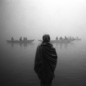 Sadu devant le Gange