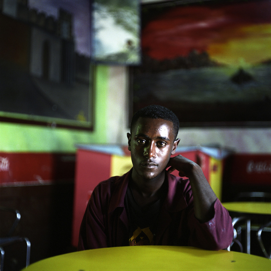 Ethiopia, Harar, Spring 2004In a coffee shopEthiopie, Harar, Printemps 2004Dans un café  © Denis Dailleux / Agence VU