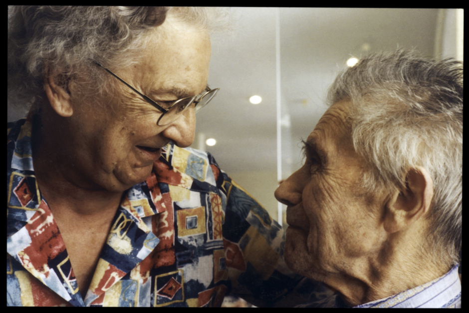 France, Houdan, 1998 - Paulette cheerfully flirting. Geriatrics department, local Houdan hospital.