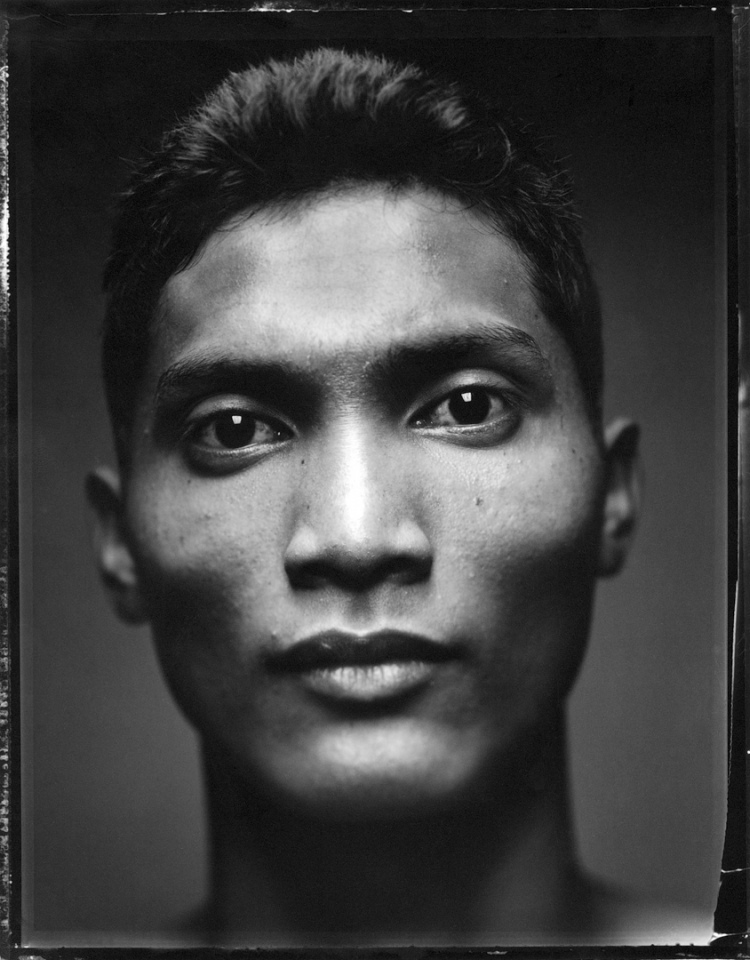 Ordinary Extraordinary, 2006Niwat© Manit Sriwanichpoom / VU