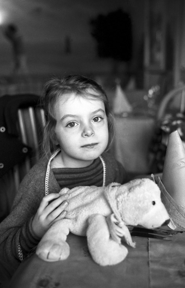 France, Gonesse , 2004 - Adèle at the restaurant with her security blanket.
