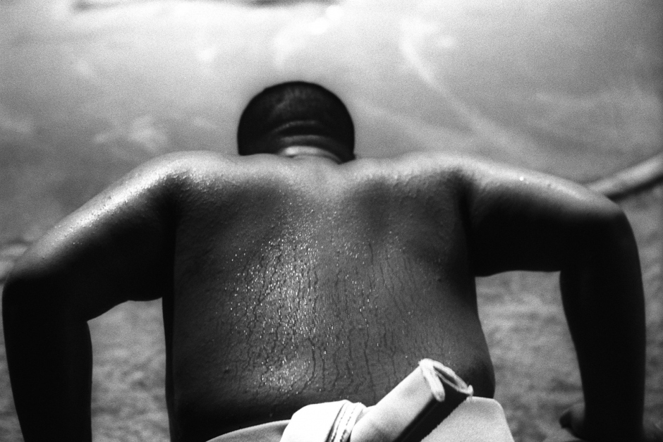 Japan, Tokyo, 13 August 2008
Young boys during training at the sumo club, Shonen Sumo Tachikawa Rensei Kan, inside the grounds of Suwa Jinja (Shrine).

Japon, Tokyo, 13 Ao˚t 2008
De jeunes garÁons pendant un entraÓnement au club Sumo de Shonen Sumo Tachikawa Rensei Kan.


Steven Siewert / Agence VU