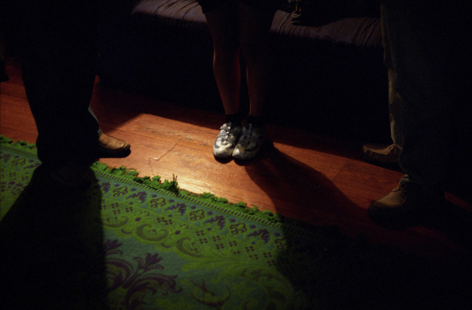 England, London, 2005Waiting to get spanked for specialist magazine.Angleterre, Londres, 2005En attendant la fessÈe pour un magazine spÈcialisÈ. © Michael Grieve / Agence VU