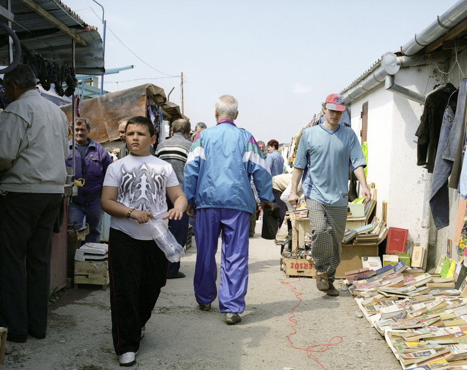 Romania, Timisoara, May 2008Flavia flea market.Roumanie, Timisoara, mai 2008MarchÈ aux puces de Flavia.© Rip Hopkins / Agence VU