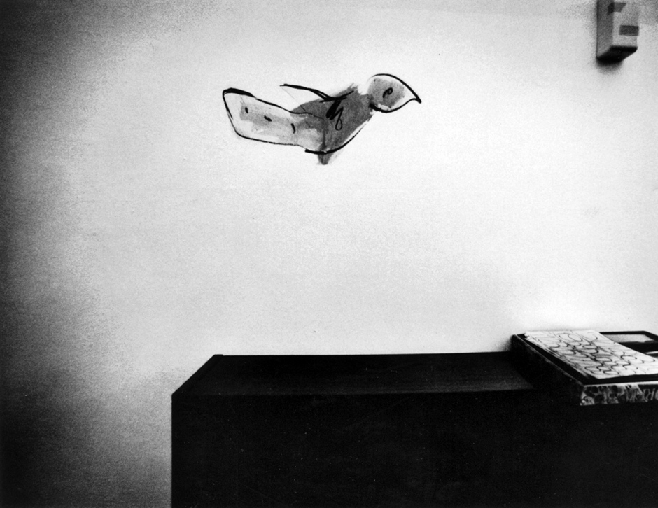 Italy, Siena, 2006Pianissimo.The perception of the self and of things around is for blind people very physical. In the process of recognition sight doesn?t participate and the other senses re-born. Hands are eyes. Surfaces, odours, sounds, are colours. Italie, Sienne, 2006Pianissimo.La perception de ce qui nous entoure est, pour les aveugles, une sensation trËs physique. Dans le processus de reconnaissance, la vue ne participe pas de la renaissance des autres sens. Les mains, elles, peuvent devenir des yeux. Les surfaces, les sons et les odeurs sont des couleurs.Martina Bacigalupo / Agence VU