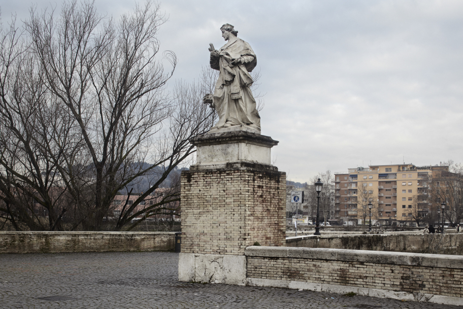 Italy, Rome, 24 February 2009Ponte Milvio.Italie, Rome, 24 fÈvrier 2009Ponte Milvio.Guy Tillim / Agence VU