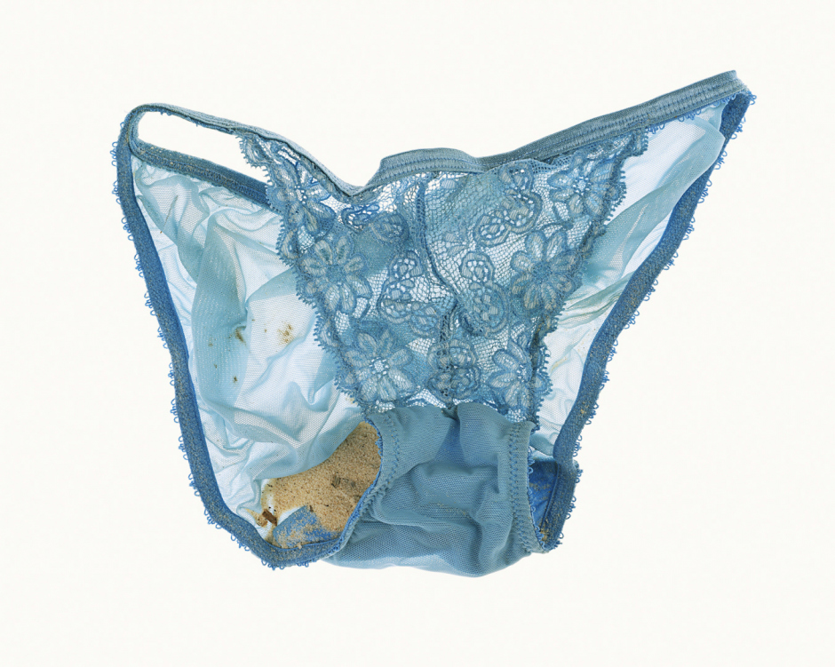 Australia, Adelaide, 2009From the series 'The Summer of Us'.Blue Knickers.Australie, Adelaide, 2009Issu de la sÈrie "The Summer of Us".Culotte bleue.© Narelle Autio / Agence VU