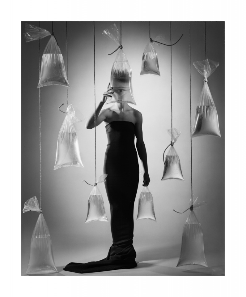 France, 2010Story of the litthe girl who...was holding her tears.France, 2010Histoire de la petite fille qui...retenait ses larmes.Quentin Bertoux / Agence VU