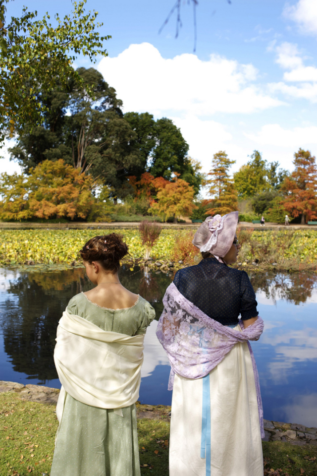 Australia, Canberra, 15 April 2011The 2011 Jane Austen Festival Australia held in Canberra.The Sunday costumed promenade through Commonwealth Park in Canberra.Australie, Canberra, 15 avril 2011Le Festival Jane Austen de 2011 ‡ Canberra.Promenade en costumes dans le Commonwealth Park de Canberra le dimanche.Steven Siewert / Agence VU