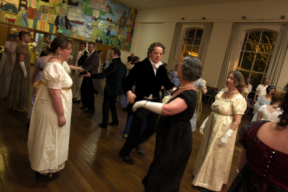 Australia, Canberra, 14 April 2011The 2011 Jane Austen Festival Australia held in Canberra.Regency dancing during The Grand Jane Austen Ball in the Hall of St John's Church.Australie, Canberra, 14 avril 2011Le Festival Jane Austen de 2011 ‡ Canberra.Danses de la pÈriode de RÈgence pendant le Bal Jane Austen dans le Hall de St John's Church.Steven Siewert / Agence VU