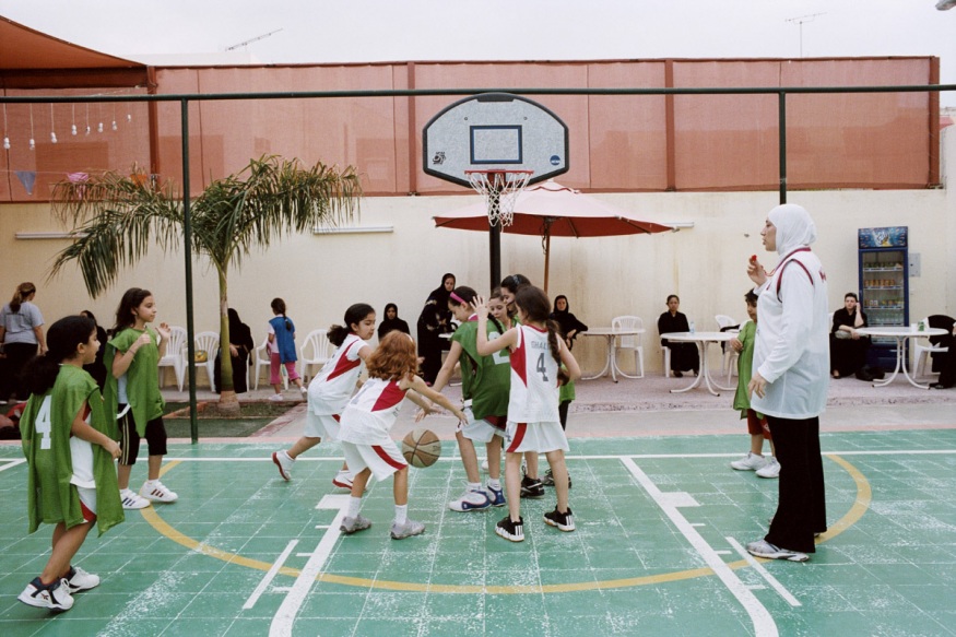Saudi Arabia, Jeddah, 24 January 2011 - Jeddah United, basket ball club for women. Today it's lesson for little girls. Mouna the basket ball teacher.
