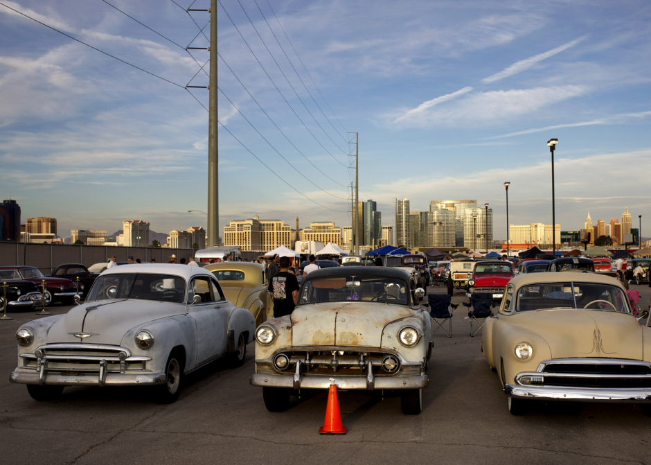 USA, Nevada, Las Vegas, 23 April 2011The Viva Las Vegas Car Show where cars are strictly pre 1963. This event has been organised for 15 years on the Orleans Casino car park.USA, Nevada, Las Vegas, 23 avril 2011Le "Viva Las Vegas Car Show" qui n'accepte que les voitures construites avant 1963. Ce rassemblement est organisÈ depuis 15 ans sur le parking du Orleans Casino.Steven Siewert / Agence VU