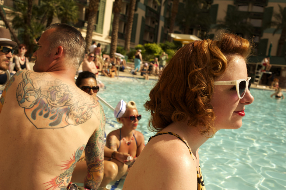 USA, Nevada, Las Vegas, 24 April 2011Tiki Pool Party at The Orleans Casino. The acces at the swimming pool and at the party cost $250.USA, Nevada, Las Vegas, 24 avril 2011FÍte ‡ la piscine du Orleans Casino. L'accËs ‡ la piscine co˚te 250$ (prix de la location d'un cabanon).Steven Siewert / Agence VU