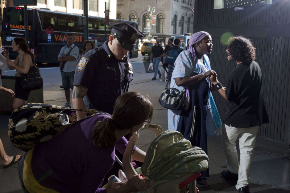USA, New York, June 2010From the series "I shot the crowd".USA, New York, juin 2010Issue de la sÈrie "I shot the crowd".Jean-Christian Bourcart / Agence VU
