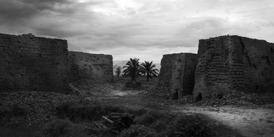 Burundi, Bujumbura, Buhumba bricks production site, November 2011Burundi, Bujumbura, fabrique de briques de Buhomba, novembre 2011Martina Bacigalupo / Agence VU