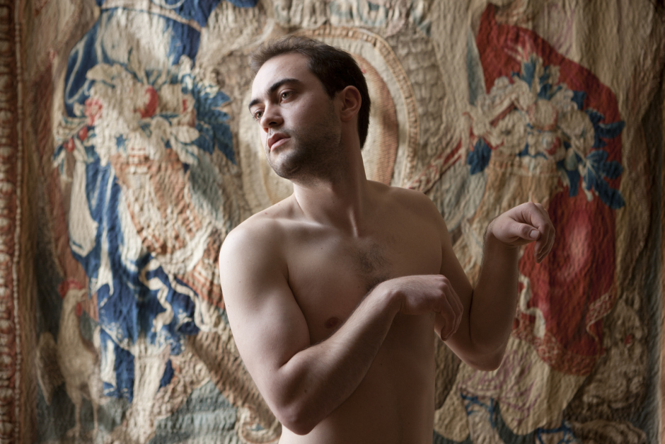 France, Maison Laffitte, 24 March 2012From the book "Chevaleresque".Laurent Martin, Undecided, 23, 169 cm, 50 kg.France, Maison Laffitte, 24 mars 2012Issue du livre "Chevaleresque".Laurent Martin, Indécis, 23 ans, 169 cm, 50 kg.Rip Hopkins / Agence VU