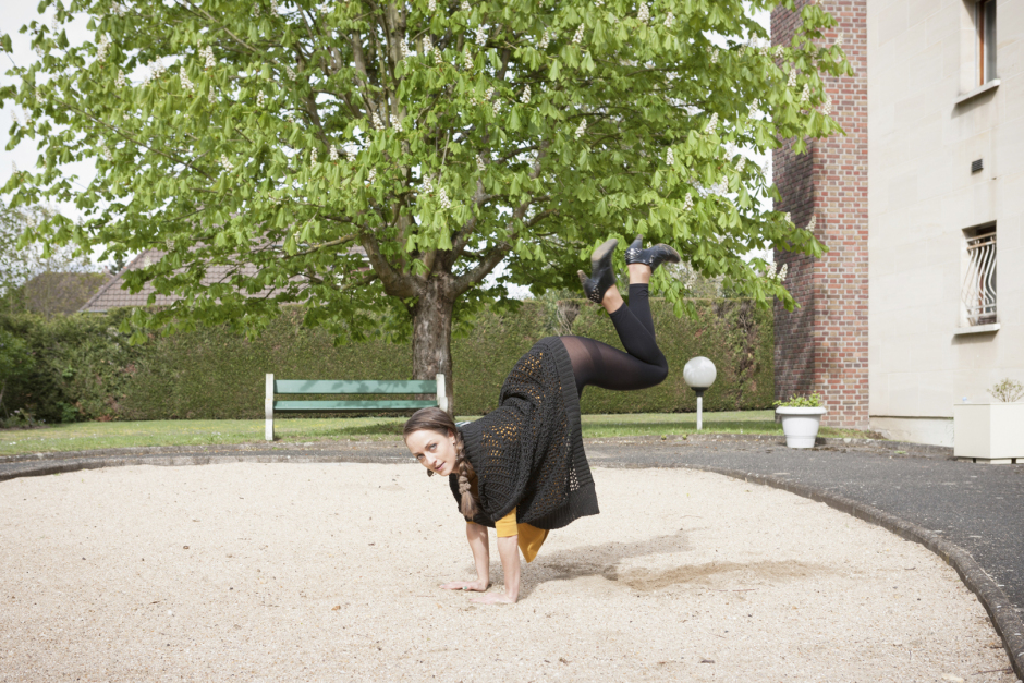 France, Maison Laffitte, 26 March 2012From the book "Chevaleresque".Carole Martin, Eccentric, 29, 160 cm, 47 kg.France, Maison Laffitte, 26 mars 2012Issue du livre "Chevaleresque".Carole Martin, Excentrique, 29 ans, 160 cm, 47 kg.Rip Hopkins / Agence VU