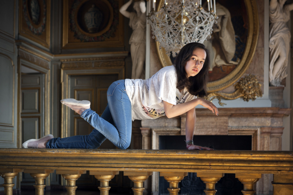 France, Maison Laffitte, 24 March 2012From the book "Chevaleresque".Elisa Biamonte, Italian, 12, 155 cm, 43 kg.France, Maison Laffitte, 24 mars 2012Issue du livre "Chevaleresque".Elisa Biamonte, Italienne, 12 ans, 155 cm, 43 kg.Rip Hopkins / Agence VU