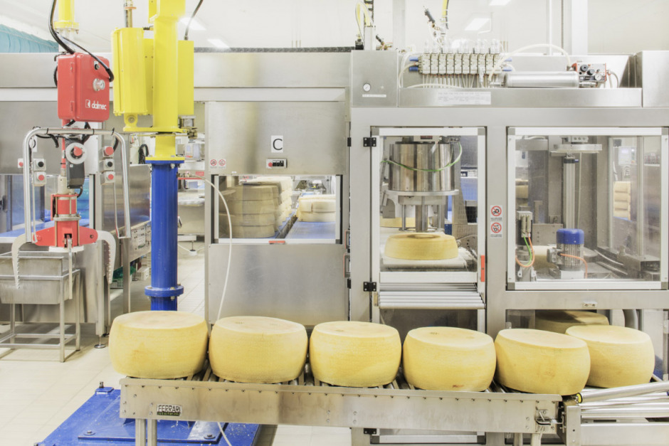 Italy, Brescia, September 10th 2014Ambrosi Company. Cutting and packaging area.Italie, Brescia, 10 septembre 2014Entreprise Ambrosi. Zone de découpe et d'emballage.Massimo Siragusa / Agence VU