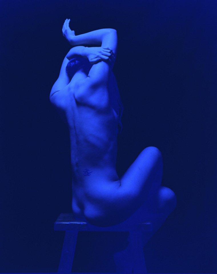 Thailand, 2013Blue n∞3From the series "Blue".Thailande, 2013Blue n∞3Issue de la sÈrie "Blue".Manit Sriwanichpoom / Courtesy Adler Subhashok Gallery / Agence VU