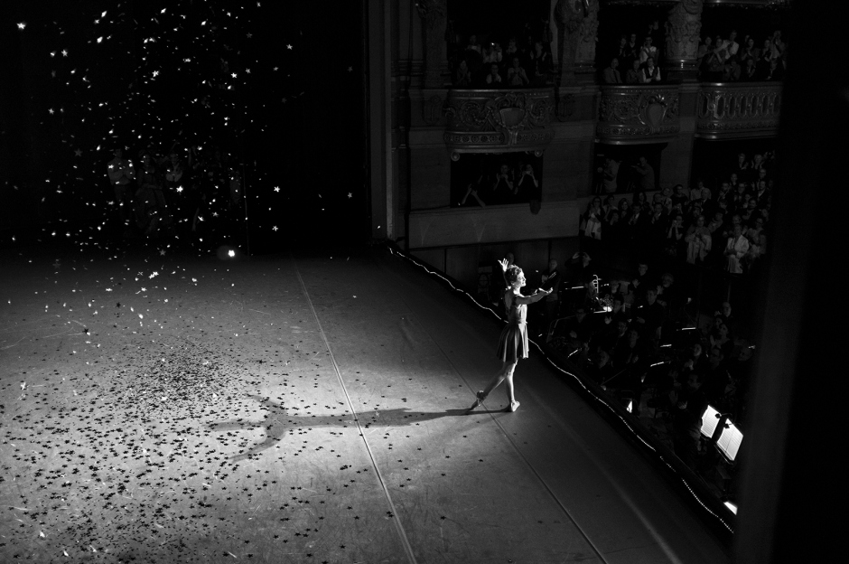 France, Paris, 18 May 2015?AurÈlie Dupont, French prima ballerina at the OpÈra de Paris, says goodbye to the institution during her last performance on the stage of the OpÈra Garnier.?France, Paris, 18 mai 2015?AurÈlie Dupont, danseuse Ètoile ‡ l'OpÈra de Paris, fait ses adieux ‡ l'institution lors de sa derniËre reprÈsentation sur la scËne de l'OpÈra Garnier.??Pierre-Elie de Pibrac / Agence VU