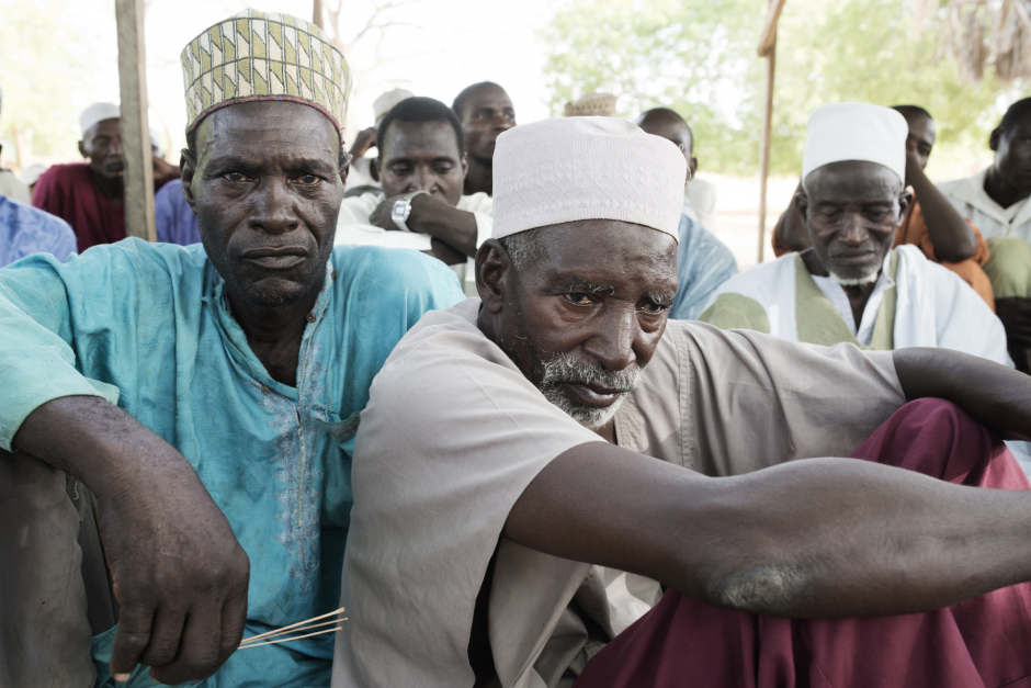 Niger, Zinder, Kantché, June 25th 2016To restrain the natality rate, which come up to 7,5 children per woman in Niger, the organization "The School of Husbands" tries to alert men to the necessity to have less children.Niger, Zinder, Kantché, 25 juin 2016Pour endiguer le taux de natalité qui atteint 7,5 enfants par femme au Niger, L'organisation "L'école des maris" tente de sensibiliser les hommes à la nécessité de faire moins d'enfants.Michaël Zumstein / Agence VU