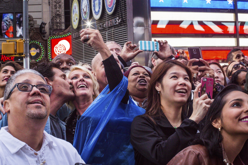 USA, New York, 05 October 2015From the series "Love in Time Square".USA, New York, 05 octobre 2015Issue de la sÈrie "Love in Time Square".Jean-Christian Bourcart / Agence VU