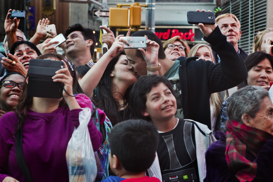 USA, New York, 07 October 2015From the series "Love in Time Square".USA, New York, 07 octobre 2015Issue de la sÈrie "Love in Time Square".Jean-Christian Bourcart / Agence VU