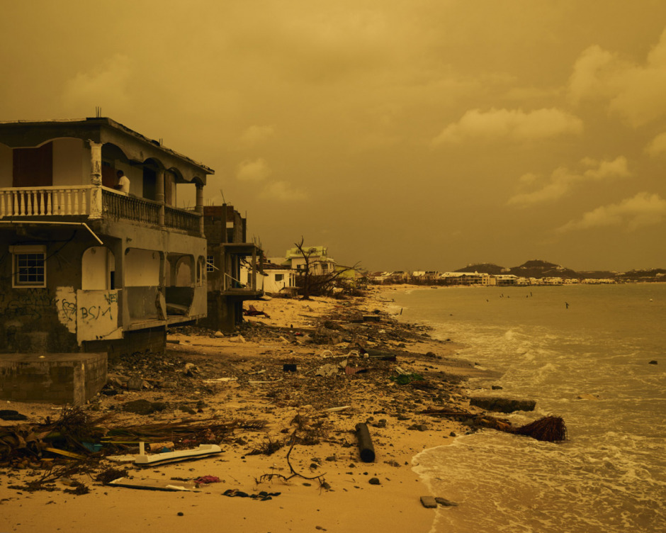 Antilles, Saint-Martin, 20 September 2017 - Irma Hurricane. In the Sandy Ground district. Yellow light specific to cyclones according to district inhabitants.