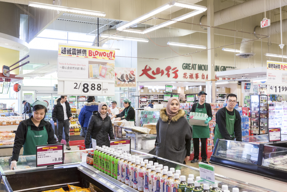Canada, Ontario, Ottawa, 03 March 2017
T & T asian supermarket.
Canada, Ontario, Ottawa, 03 mars 2017
Supermarché asiatique T & T.

Rip Hopkins / Agence VU / Ambassade de France au Canada