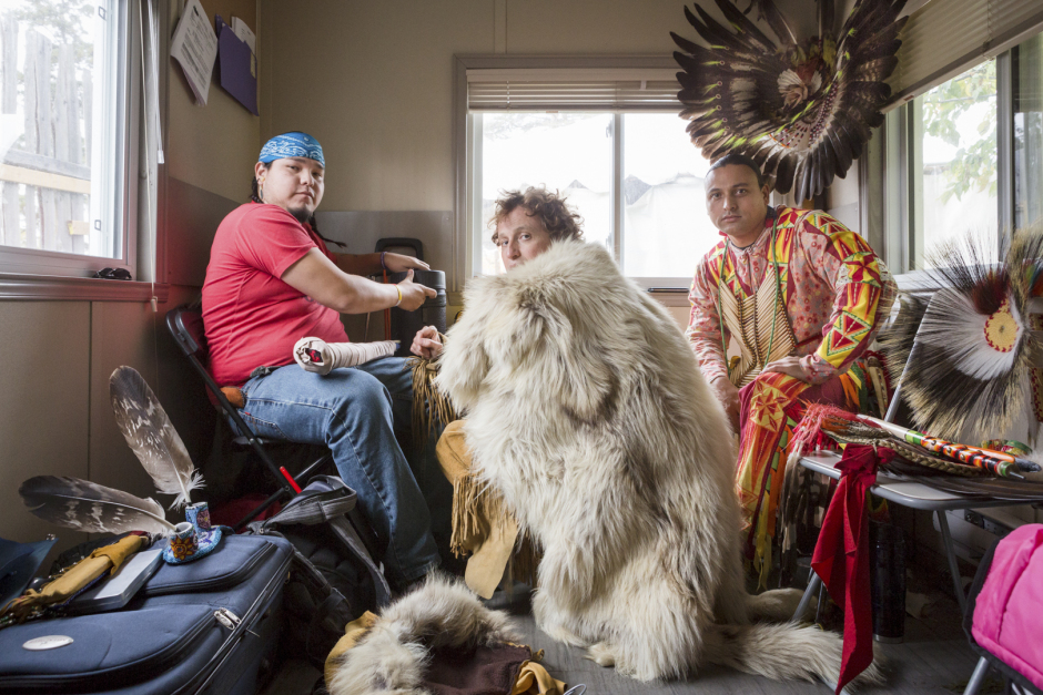 Canada, Ontario, Ottawa, 13 October 2016Ernzer L. Whiteduck Ojibway Onodoga and Jason Gullo Mullins, Algonquin First Nation Ambassadors for Aboriginal Experiences, Victoria Island.Canada, Ontario, Ottawa, 13 octobre 2016Ernzer L. Whiteduck Ojibway Onodoga et Jason Gullo Mullins, Ambassadeurs de la Nation Algonquin pour les Expériences Aborigènes, sur Victoria Island.Rip Hopkins / Agence VU / Ambassade de France au Canada