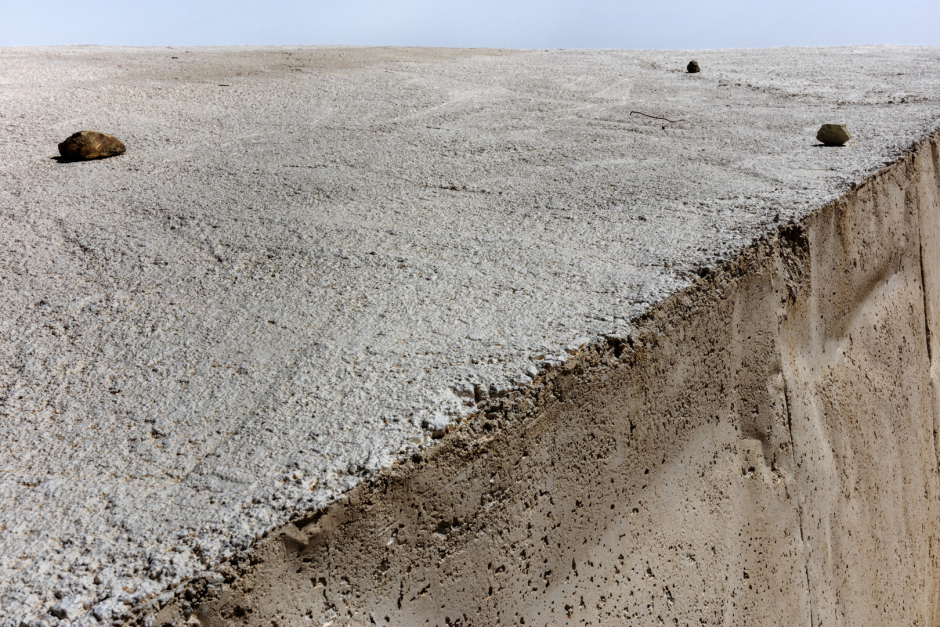 Italy, Gibellina (Trapani), 18 June 2016From the series "Il Cretto Grande".Il Cretto di Burri (Crack of Gibellina).Italie, Gibellina (Trapani), 18 juin 2016Issue de la sÈrie "Il Cretto Grande".Le Cretto de Burri (ou Cretto de Gibellina).Massimo Siragusa / Agence VU