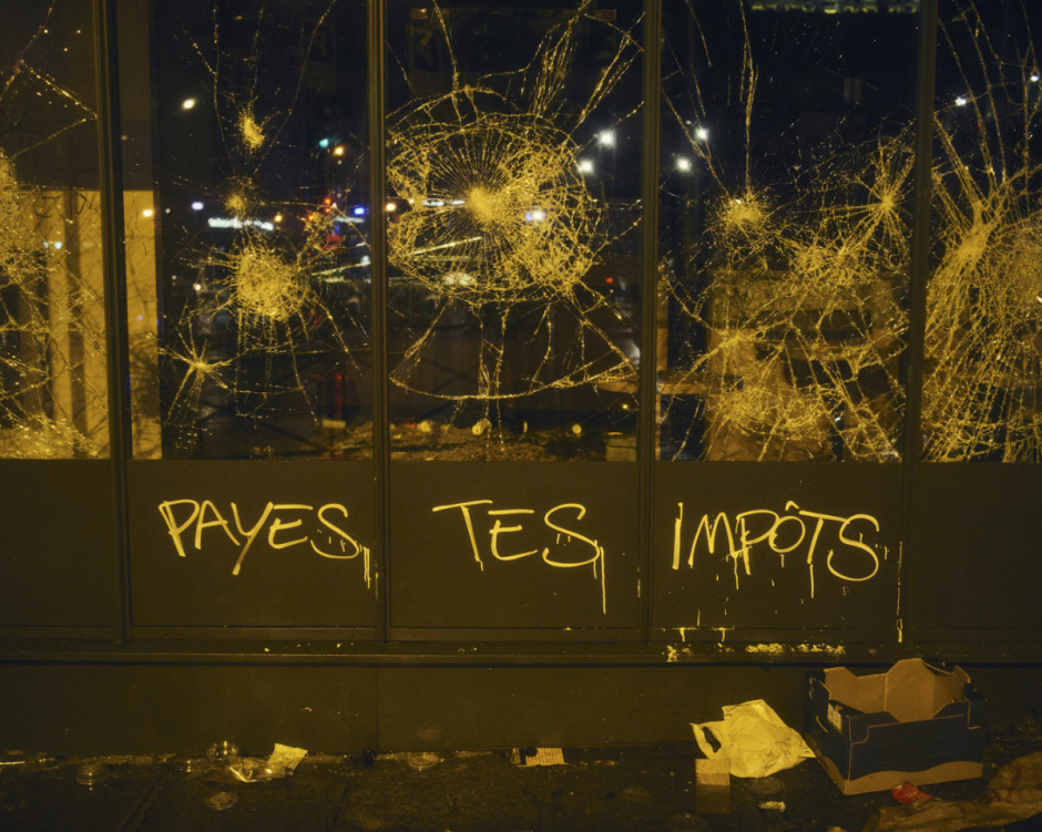 France, Paris, 8 December 2018 - "Yellow Vests" 4th Saturday of demonstration.Starbucks detroyed near the gare Saint-Lazare.