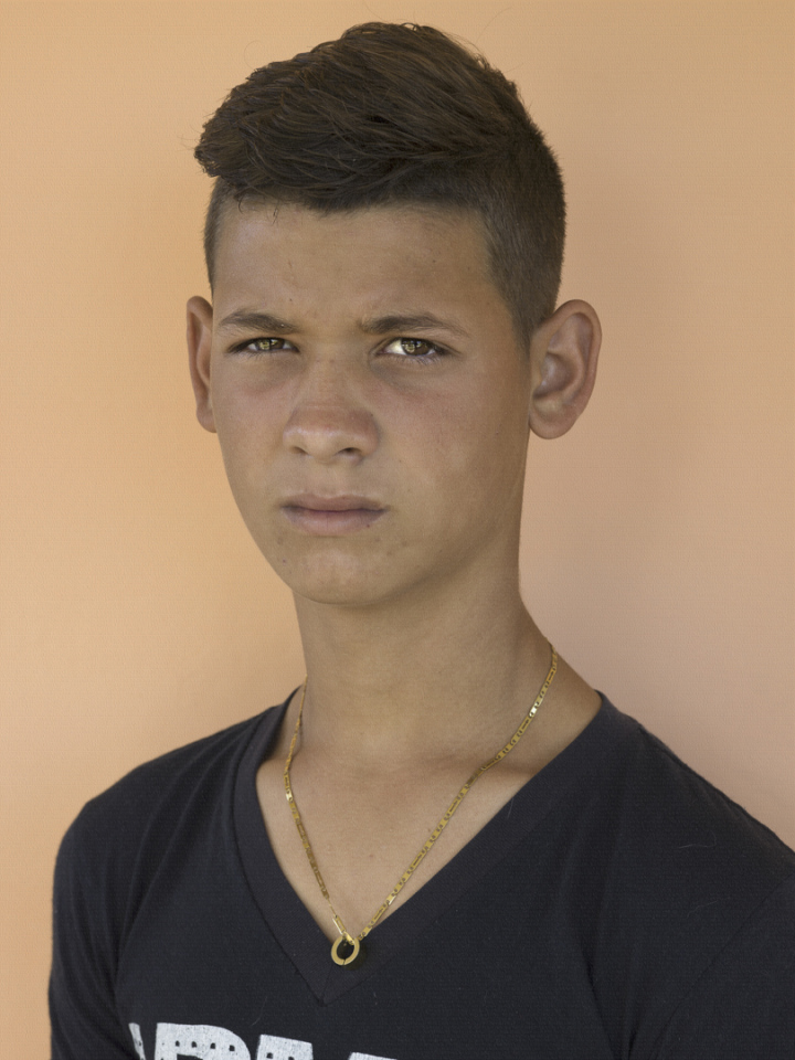 Cuba, February 13th 2017"Hay que tener temple para ser un joven comunista. Hay que tener carácter para ser un joven comunista. Hay que tener abnegación para ser un joven comunista. Hay que tener vocación para ser un joven comunista. Hay que saber cumplir." (You have to have the nerve to be a young communist. You have to have character to be a young communist. You have to be self-denying to be a young communist. You have to have the vocation to be a young communist. You have to know how to comply).Cuba, 13 février 2017"Hay que tener temple para ser un joven comunista. Hay que tener carácter para ser un joven comunista. Hay que tener abnegación para ser un joven comunista. Hay que tener vocación para ser un joven comunista. Hay que saber cumplir." (Il faut avoir du culot pour être un jeune communiste. Il faut avoir du caractère pour être un jeune communiste. Il faut se renier soi-même pour être un jeune communiste. Il faut avoir la vocation d'être un jeune communiste. Il faut savoir se conformer).Pierre-Elie de Pibrac / Agence VU