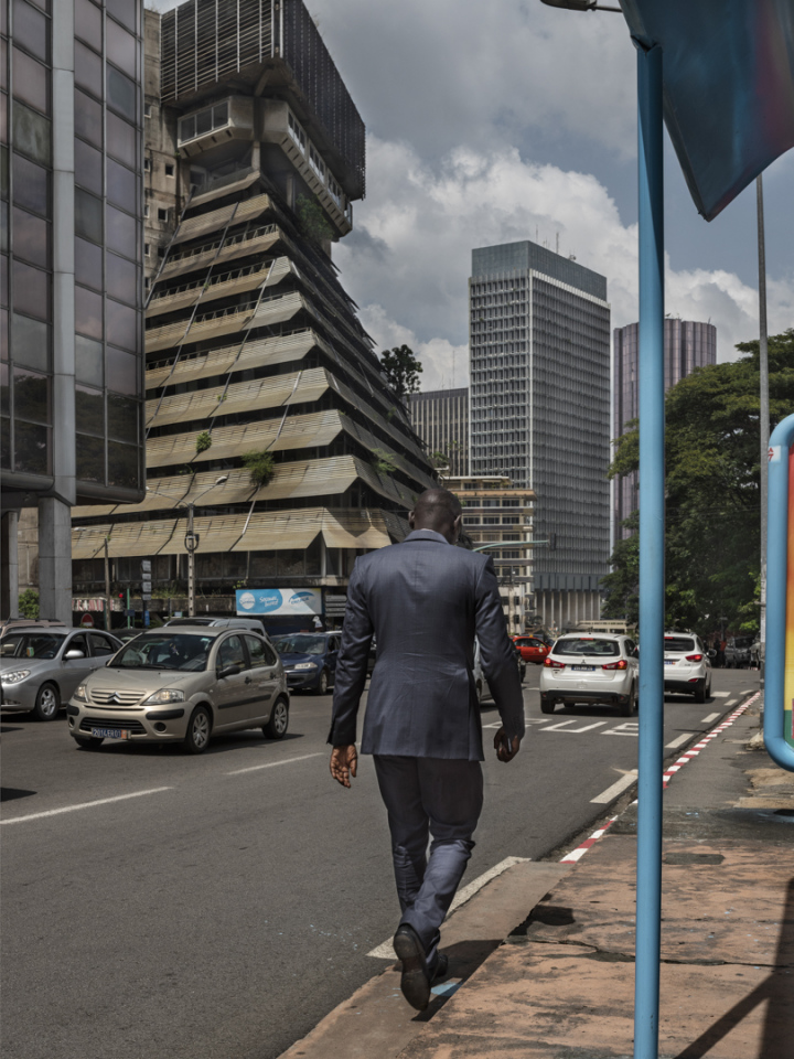 Ivory Coast, Abidjan, 27 November 2017Pyramid Building. CÙtÈ d'Ivoire, Abidjan, 27 novembre 2017Immeuble Pyramide. Guy Tillim / Agence VU