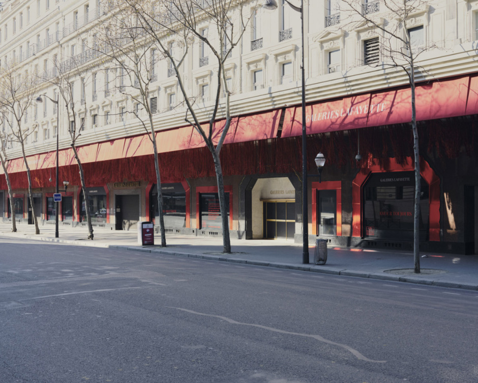 France, Paris, 25 March 2020 - Empty Paris during the Covid-19 outbreaks. Boulevard Hausseman, les Galeries Lafayette.