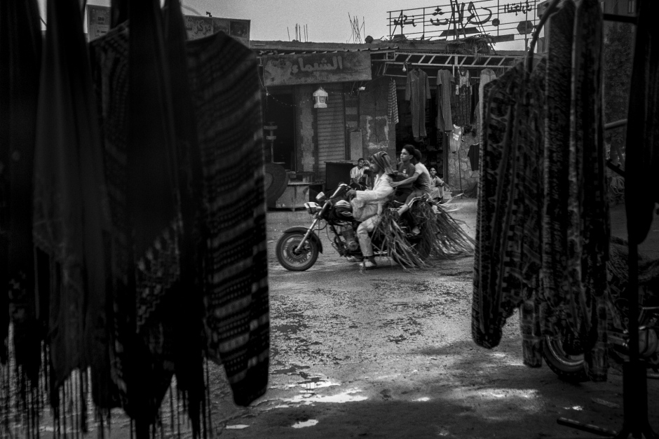 Egypt, Siwa, June 23th 2017 A street scene. Egypte, Siwa, 23 Juin 2017 Une scène de rue. Ferhat Bouda / Agence VU